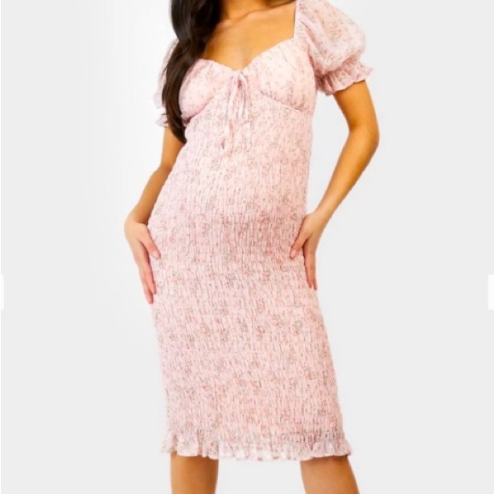 BOOHOO Maternity Floral Midi Rouched Dress in Pastel Light Pink Women’s Size 12